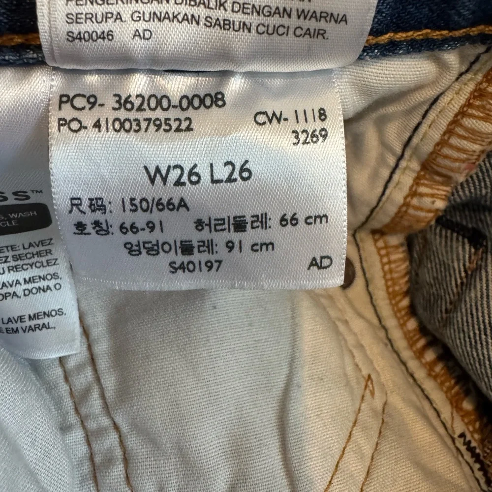 Levi's 501 Distressed Classic Denim Jeans 26x26